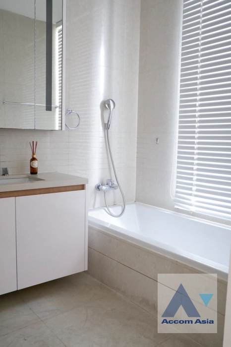 8  2 br Condominium for rent and sale in Ploenchit ,Bangkok BTS Chitlom at Q Langsuan  AA32648