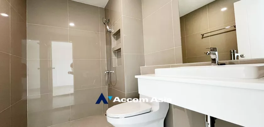 18  3 br Townhouse for rent and sale in Sukhumvit ,Bangkok BTS Phra khanong AA32652