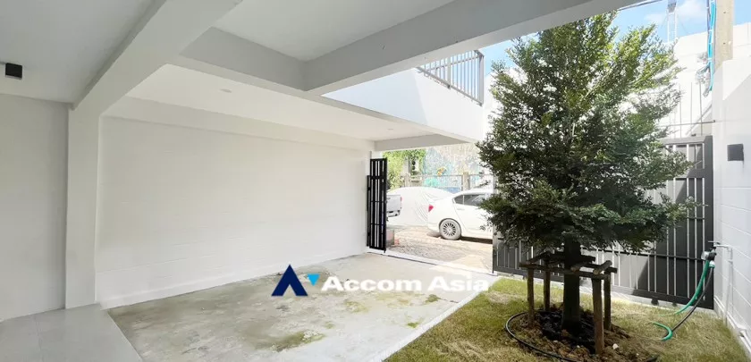 21  3 br Townhouse for rent and sale in Sukhumvit ,Bangkok BTS Phra khanong AA32652