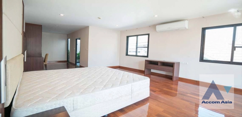 15  12 br Building For Sale in Sukhumvit ,Bangkok BTS Phrom Phong AA32653