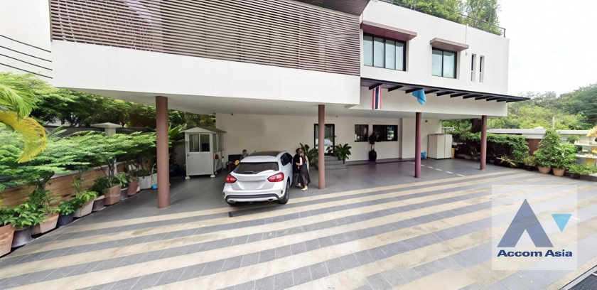  1  12 br Building For Sale in Sukhumvit ,Bangkok BTS Phrom Phong AA32653