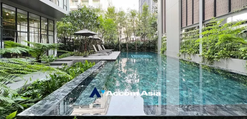  2  2 br Condominium For Rent in Ploenchit ,Bangkok BTS Ratchadamri - MRT Silom at KLASS Sarasin Rajdamri AA32662