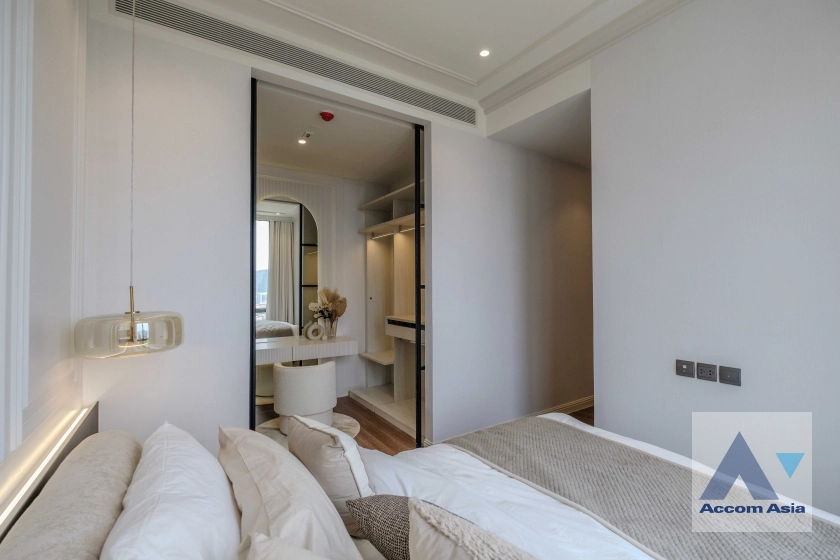 19  3 br Condominium for rent and sale in Ploenchit ,Bangkok BTS Ploenchit at MUNIQ Langsuan AA32672