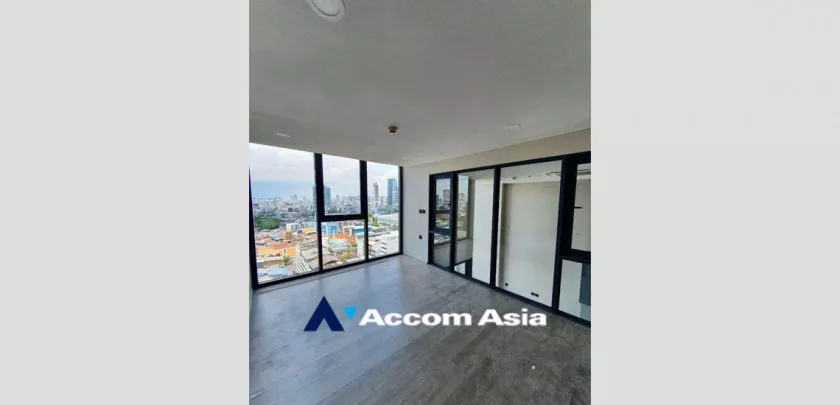 Duplex Condo |  1 Bedroom  Condominium For Sale in Ploenchit, Bangkok  near BTS National Stadium (AA32678)