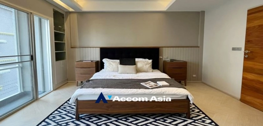 7  3 br Townhouse for rent and sale in Sukhumvit ,Bangkok BTS Punnawithi AA32680