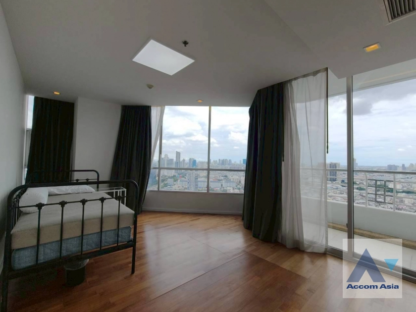 20  3 br Condominium for rent and sale in Sathorn ,Bangkok BTS Chong Nonsi - BRT Arkhan Songkhro at Sathorn Heritage AA32682