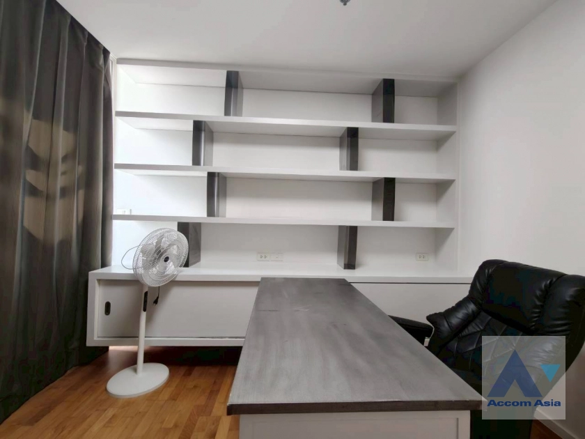 30  3 br Condominium for rent and sale in Sathorn ,Bangkok BTS Chong Nonsi - BRT Arkhan Songkhro at Sathorn Heritage AA32682