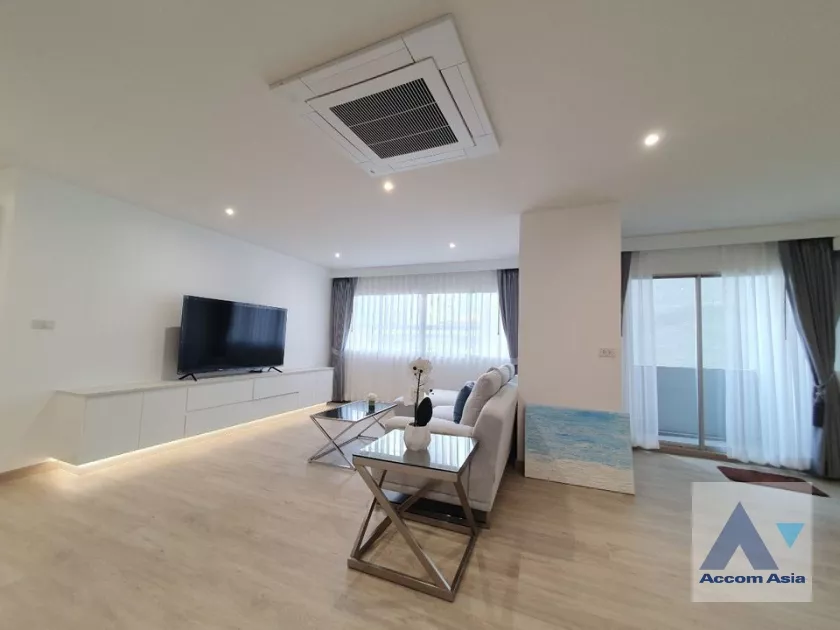 6  2 br Condominium for rent and sale in Silom ,Bangkok BTS Sala Daeng - MRT Silom at Silom Condominium AA32688