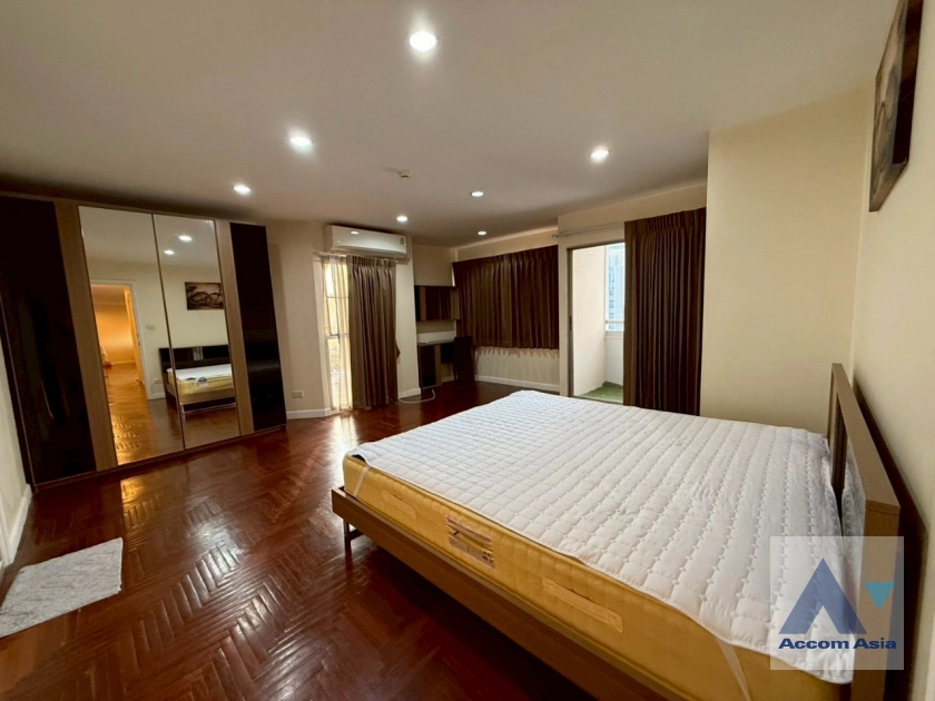 7  2 br Condominium For Rent in Silom ,Bangkok BTS Sala Daeng - MRT Silom at Silom Condominium AA32689