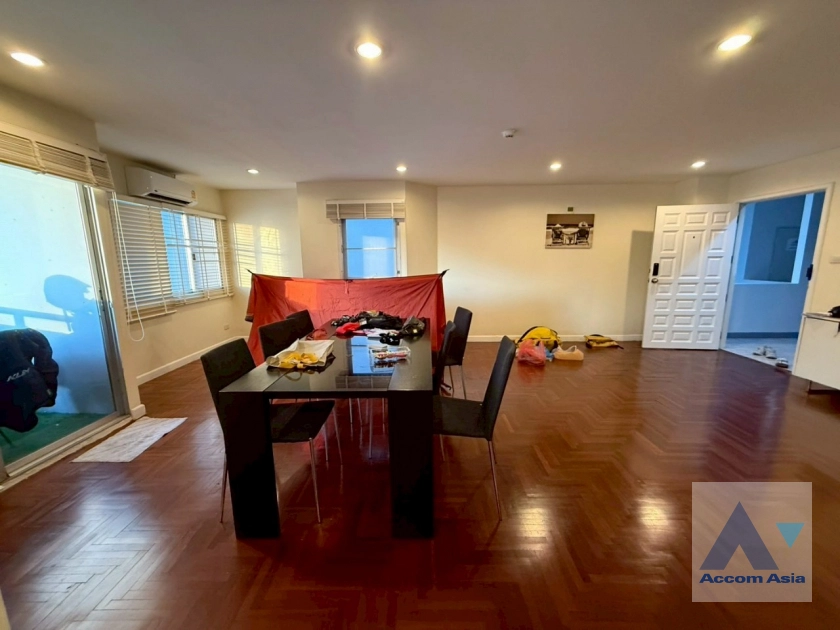 4  2 br Condominium For Rent in Silom ,Bangkok BTS Sala Daeng - MRT Silom at Silom Condominium AA32689