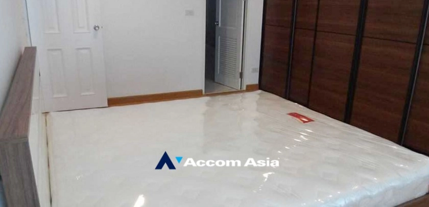 8  2 br Condominium for rent and sale in Silom ,Bangkok BTS Sala Daeng - MRT Silom at Silom Terrace AA32690