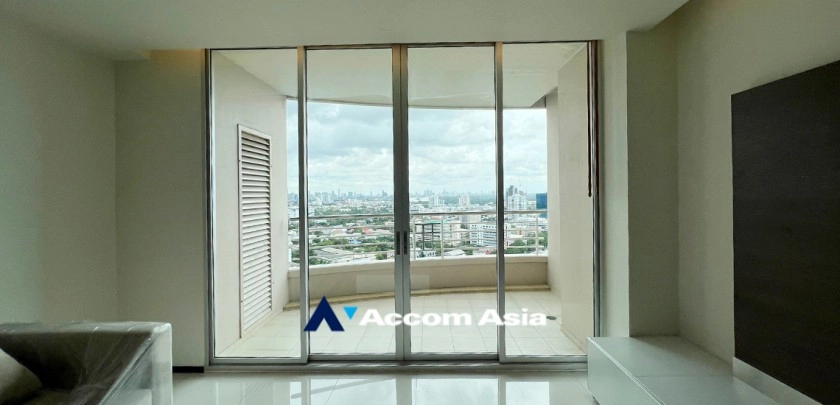  2 Bedrooms  Condominium For Sale in Sathorn, Bangkok  near BTS Chong Nonsi - BRT Arkhan Songkhro (AA32692)