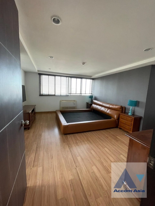 20  3 br Condominium For Sale in Sukhumvit ,Bangkok BTS Ekkamai at Tai Ping Tower AA32703