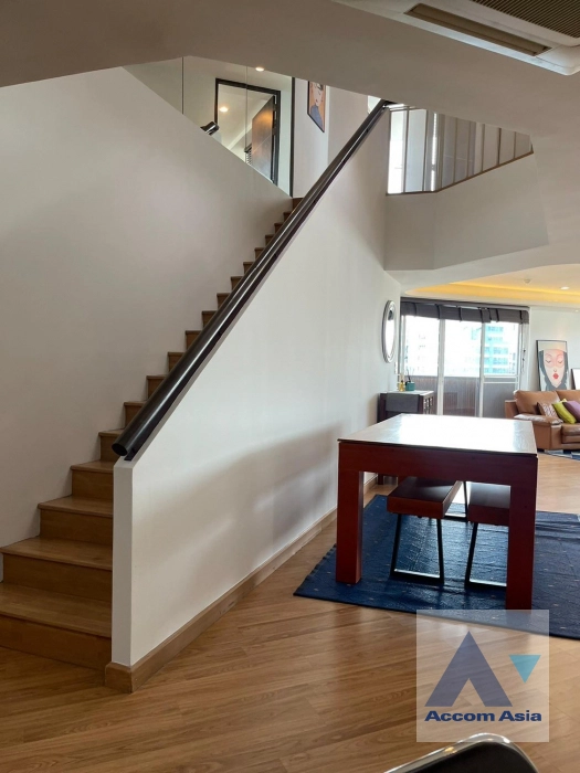 14  3 br Condominium For Sale in Sukhumvit ,Bangkok BTS Ekkamai at Tai Ping Tower AA32703