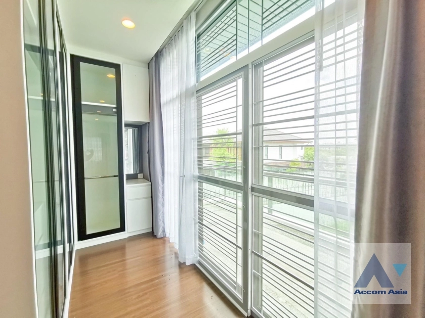 10  4 br House for rent and sale in Pattanakarn ,Bangkok ARL Hua Mak at Setthasiri Pattanakarn AA32706