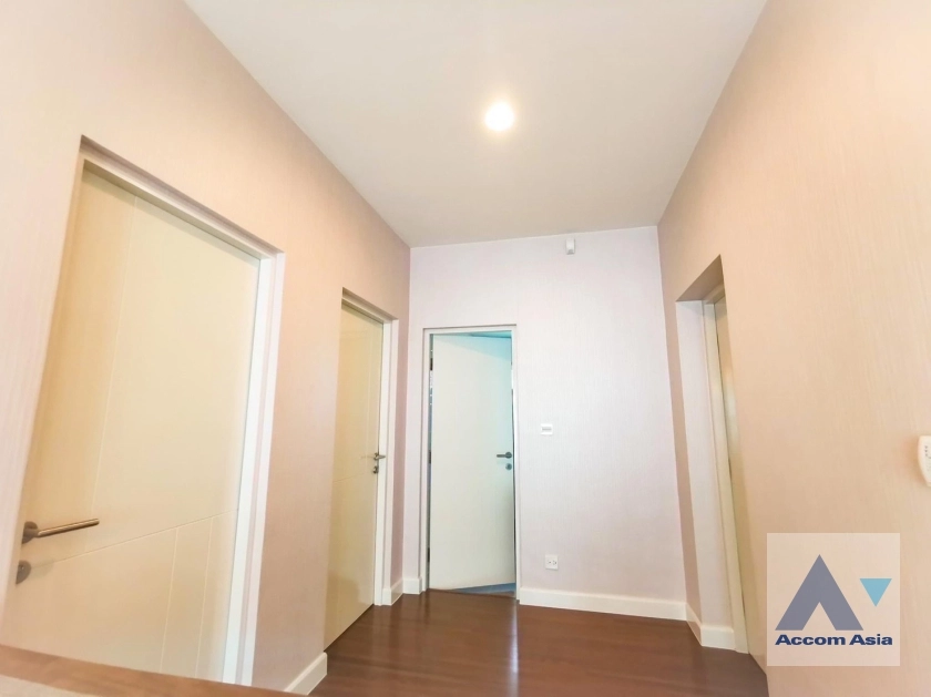 8  4 br House for rent and sale in Pattanakarn ,Bangkok ARL Hua Mak at Setthasiri Pattanakarn AA32706