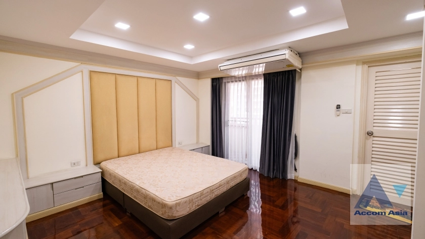 9  3 br Apartment For Rent in Sukhumvit ,Bangkok BTS Phrom Phong at Fully furnished Apartment near Samitivej Hospital 550m AA32710