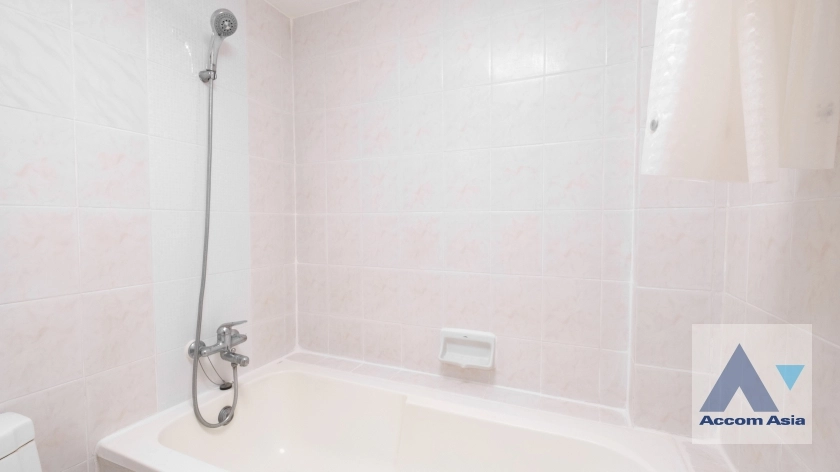 24  3 br Apartment For Rent in Sukhumvit ,Bangkok BTS Phrom Phong at Fully furnished Apartment near Samitivej Hospital 550m AA32710