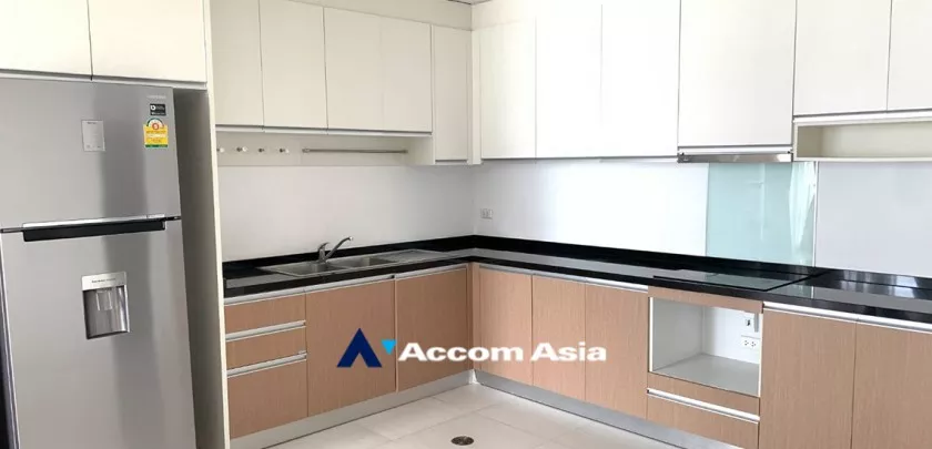  1  4 br Condominium For Rent in Ploenchit ,Bangkok MRT Sam Yan at Chamchuri Square Residence AA32719