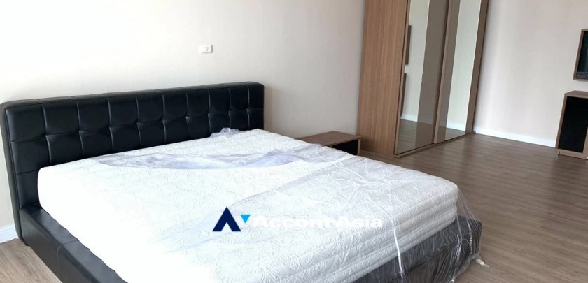 8  4 br Condominium For Rent in Ploenchit ,Bangkok BTS Sala Daeng - MRT Sam Yan at Chamchuri Square Residence AA32719