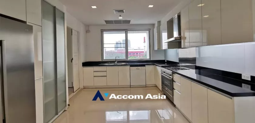 10  4 br Apartment For Rent in Sathorn ,Bangkok BTS Chong Nonsi at The Contemporary Living AA32721