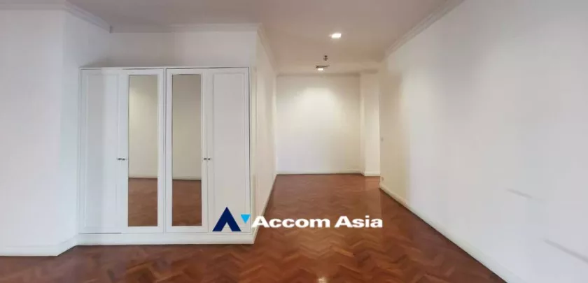 12  4 br Apartment For Rent in Sathorn ,Bangkok BTS Chong Nonsi at The Contemporary Living AA32721