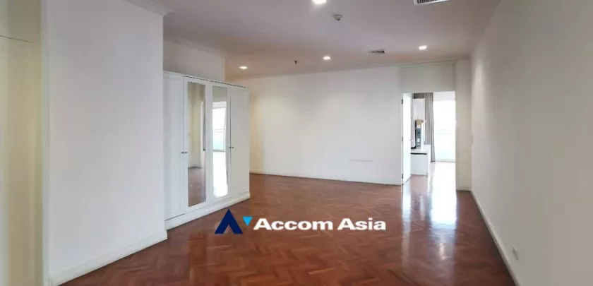 13  4 br Apartment For Rent in Sathorn ,Bangkok BTS Chong Nonsi at The Contemporary Living AA32721