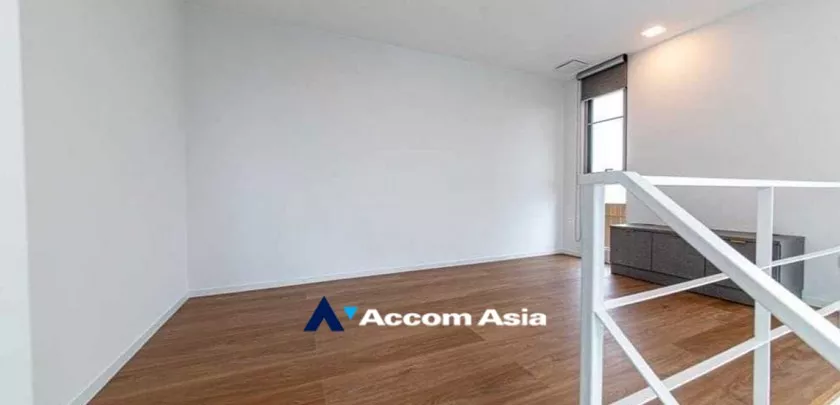 26  3 br House for rent and sale in Latkrabang ,Bangkok ARL Ban Thap Chang at VIVE Rama 9 AA32732