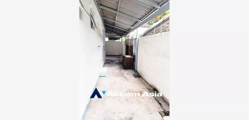16  3 br House For Rent in sukhumvit ,Bangkok BTS Phrom Phong AA32735