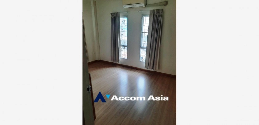 12  3 br House for rent and sale in Sukhumvit ,Bangkok BTS Phrom Phong AA32736