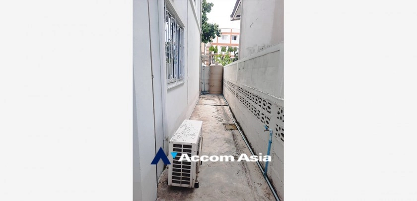15  3 br House for rent and sale in Sukhumvit ,Bangkok BTS Phrom Phong AA32736