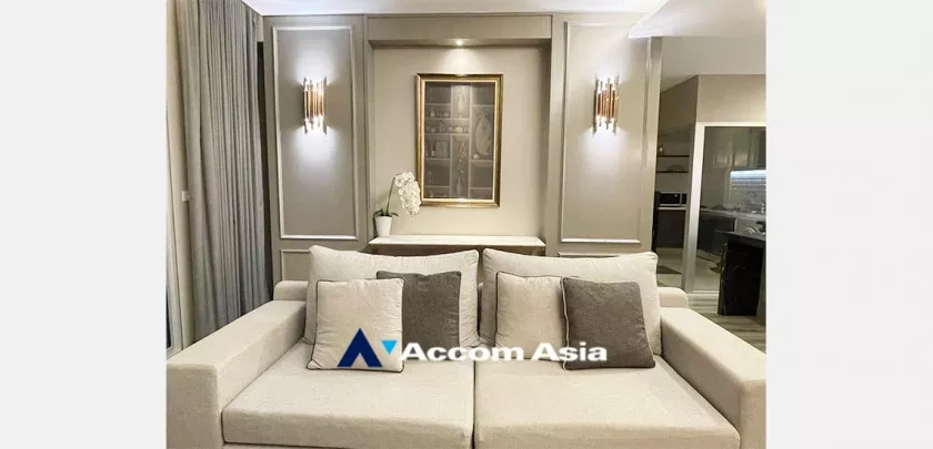 unitPenthouse |  3 Bedrooms  Condominium For Sale in Sathorn, Bangkok  near BTS Chong Nonsi (AA32738)