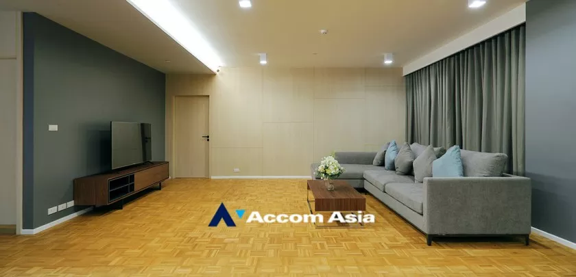  1  3 br Apartment For Rent in Sukhumvit ,Bangkok BTS Phrom Phong at Cosy and perfect for family AA32747