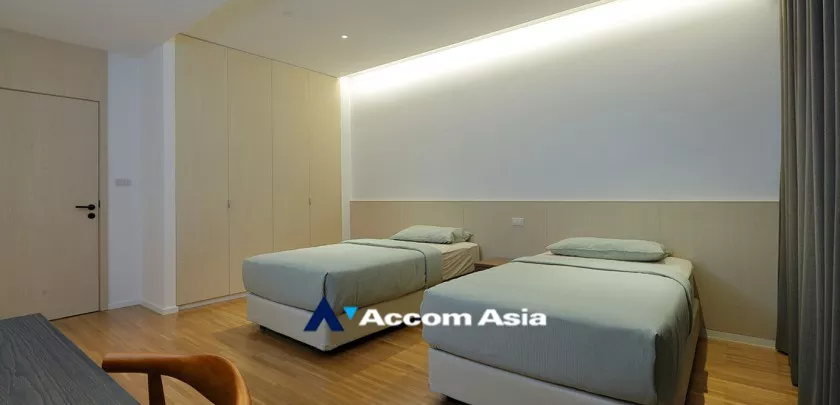 10  3 br Apartment For Rent in Sukhumvit ,Bangkok BTS Phrom Phong at Cosy and perfect for family AA32747