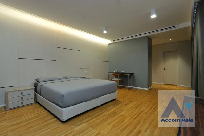 9  3 br Apartment For Rent in Sukhumvit ,Bangkok BTS Phrom Phong at High-Rise Serviced Apartment Near The Em District AA32747