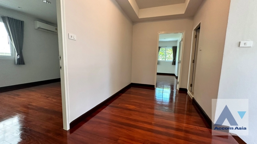 20  5 br House For Sale in Sukhumvit ,Bangkok BTS Ekkamai - BTS Phra khanong AA32755