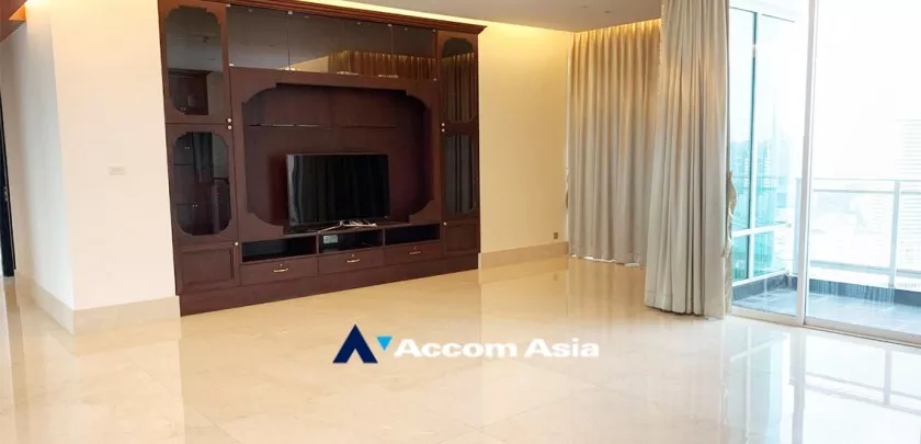  3 Bedrooms  Condominium For Rent in Silom, Bangkok  near BTS Chong Nonsi - BRT Arkhan Songkhro (AA32761)