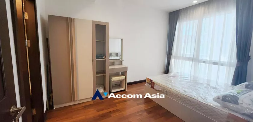  1 Bedroom  Condominium For Rent & Sale in Sukhumvit, Bangkok  near BTS Nana (AA32767)