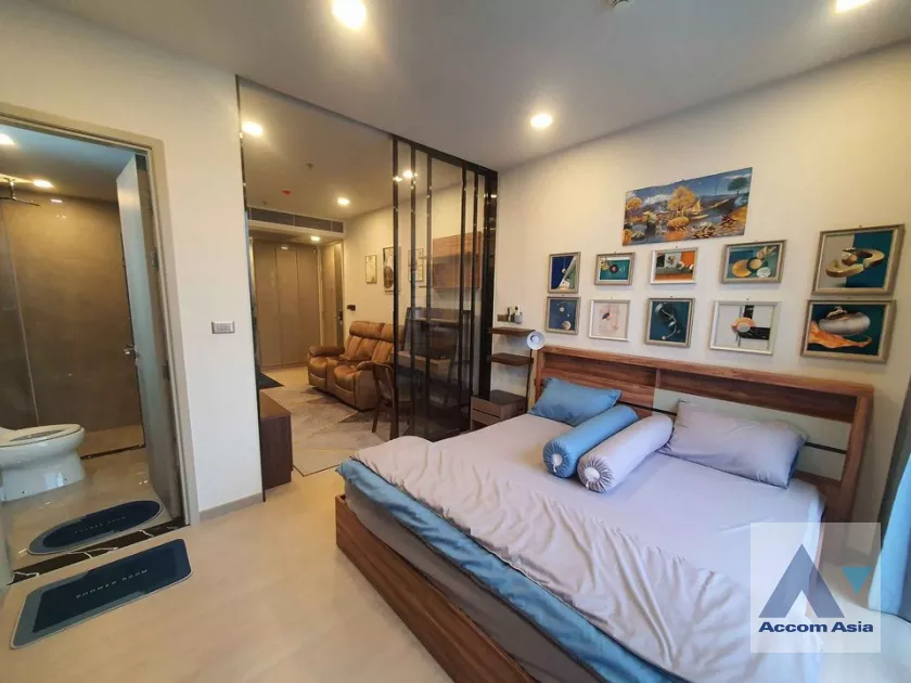  1 Bedroom  Condominium For Rent & Sale in Ratchadapisek, Bangkok  near MRT Rama 9 (AA32812)