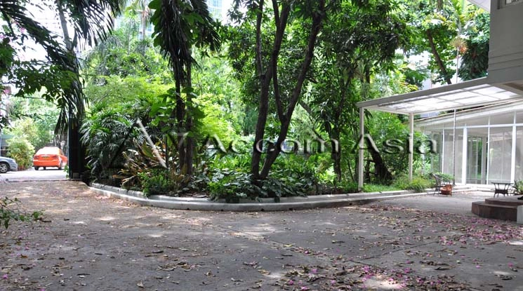 6  4 br House For Rent in Sathorn ,Bangkok BTS Chong Nonsi 10002403