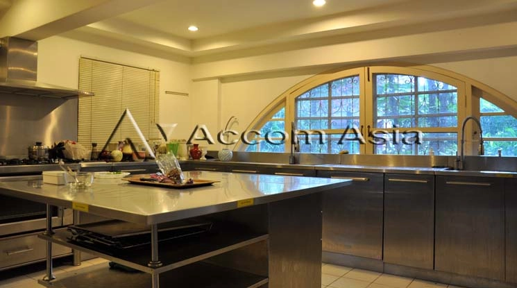 15  4 br House For Rent in Sathorn ,Bangkok BTS Chong Nonsi 10002403