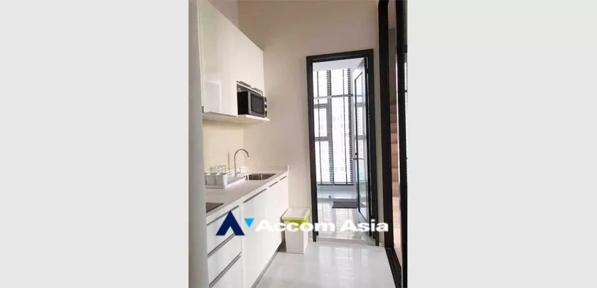 6  1 br Condominium for rent and sale in Phaholyothin ,Bangkok MRT Rama 9 - ARL Makkasan at Chewathai Residence Asoke AA32814