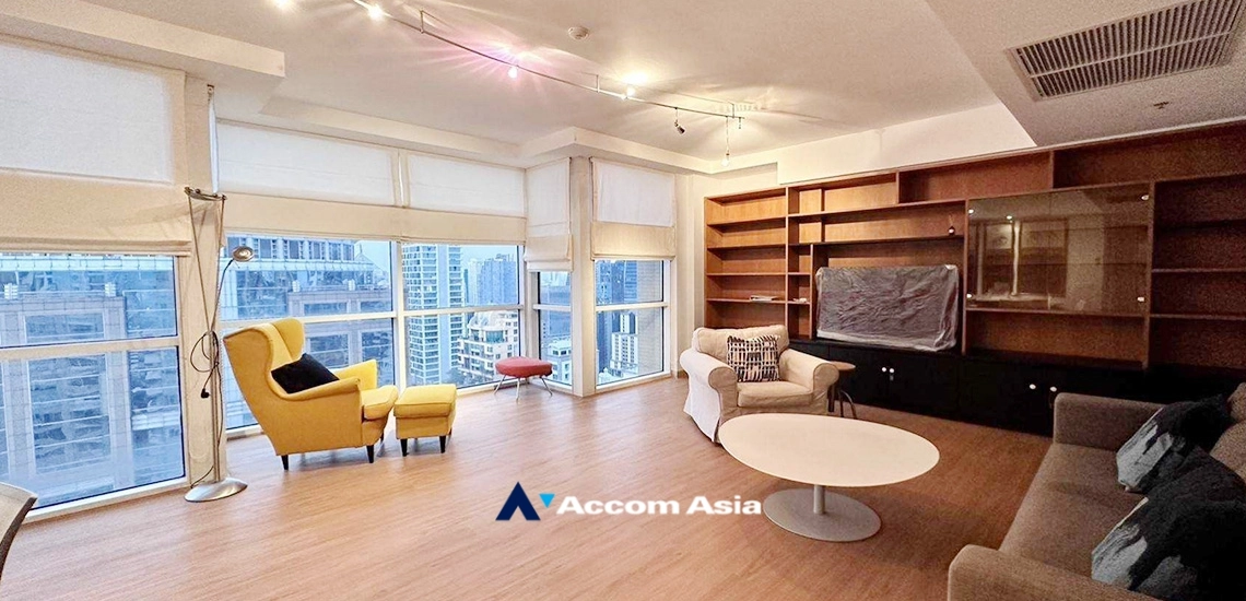 unit 2 Bedrooms  Condominium For Rent in Ploenchit, Bangkok  near BTS Chitlom (AA32817)