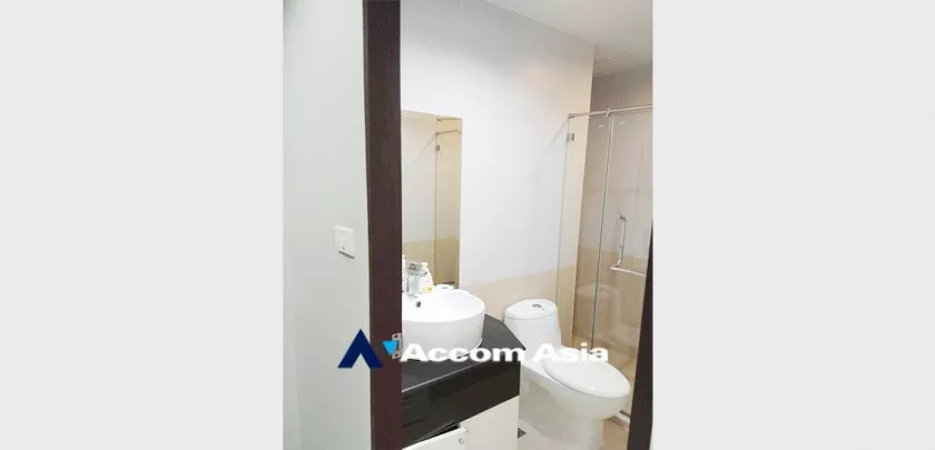 10  2 br Condominium For Sale in Sukhumvit ,Bangkok MRT Phetchaburi at Sukhumvit Living Town AA32826
