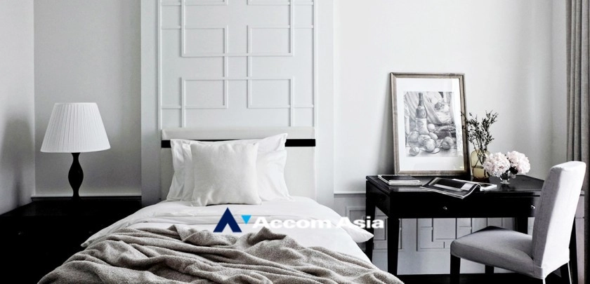 11  4 br Condominium For Rent in Ploenchit ,Bangkok BTS Ploenchit at Athenee Residence AA32830