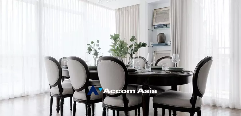 4  4 br Condominium For Rent in Ploenchit ,Bangkok BTS Ploenchit at Athenee Residence AA32830
