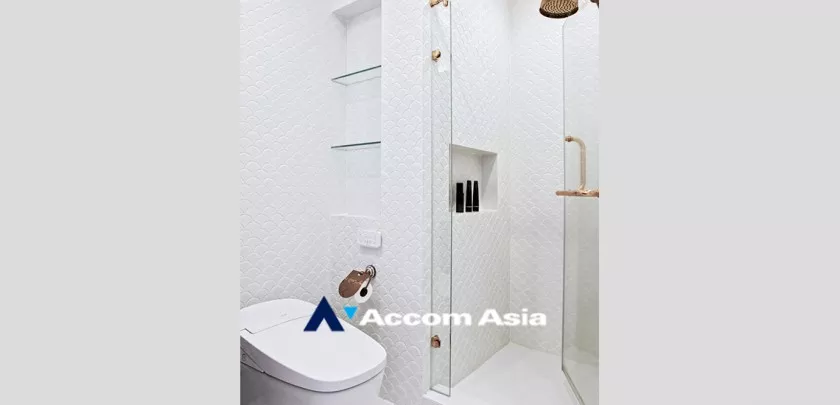19  4 br Condominium For Rent in Ploenchit ,Bangkok BTS Ploenchit at Athenee Residence AA32830