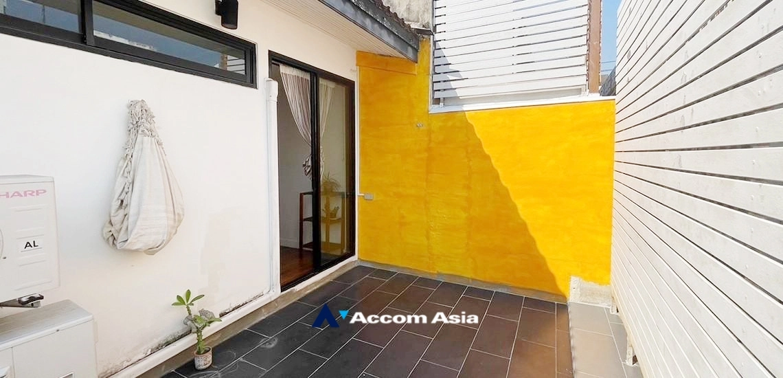 19  3 br House For Sale in Sukhumvit ,Bangkok BTS Phra khanong at Safe and local lifestyle Home AA32831