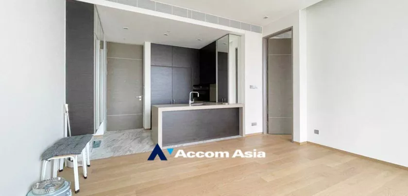  1  1 br Condominium For Sale in Silom ,Bangkok MRT Lumphini at Saladaeng One AA32834
