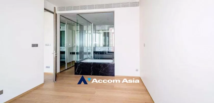 5  1 br Condominium For Sale in Silom ,Bangkok BTS Sala Daeng at Saladaeng One Condominium AA32834